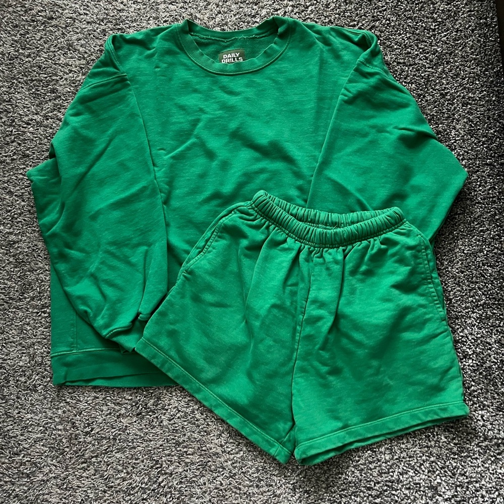 Daily Drills Crew and Sweat Shorts